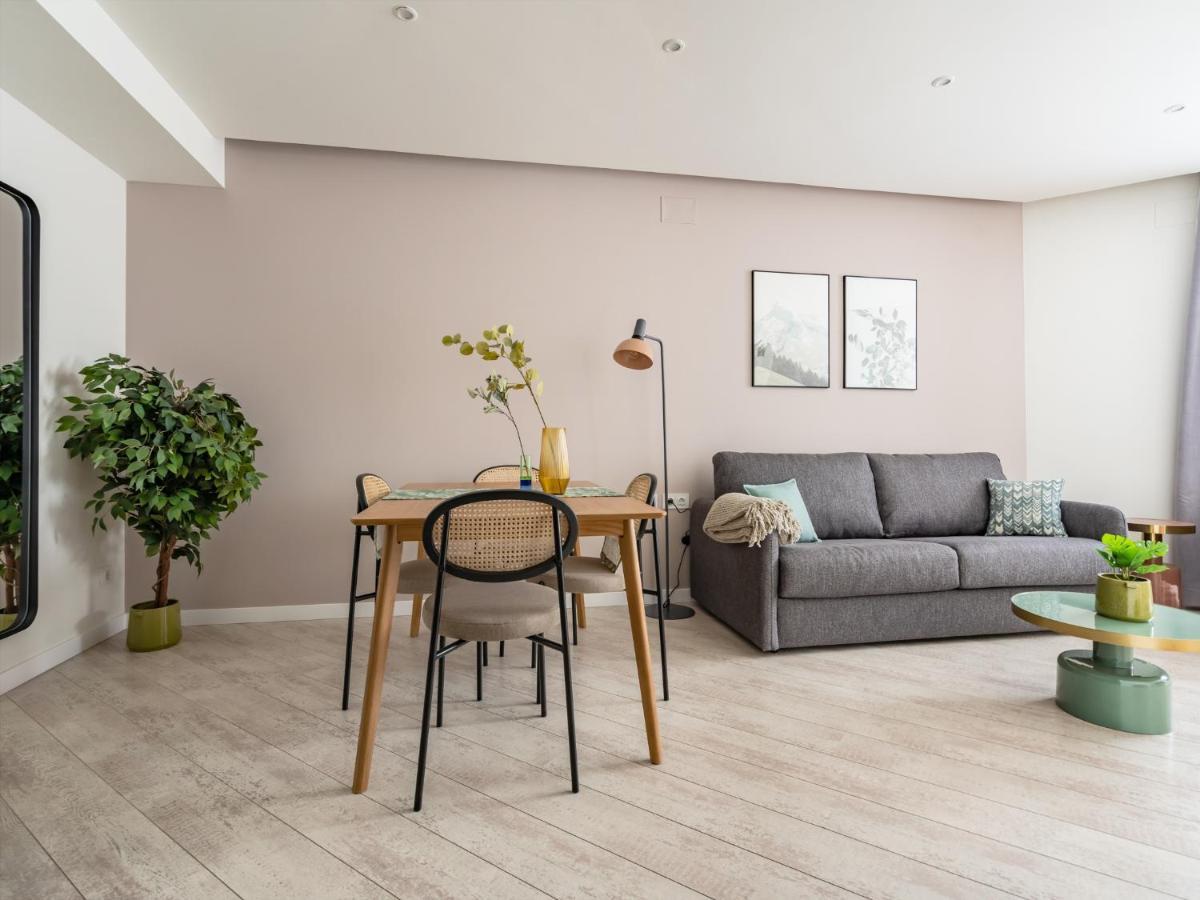 Apartment Limehome Rector Triado